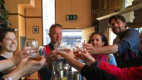 Glasgow: Walking Tour With Beer Tasting