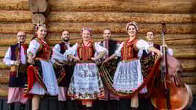 From Krakow: Polish Folk Show with All-You-Can-Eat Dinner