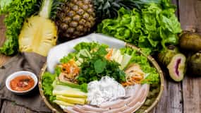 Hoi An: Kveldstur med 7 smaksprøver og båttur