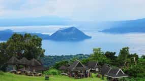 From Manila: Panoramic Tagaytay Ridge Tour