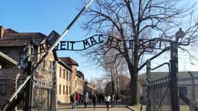 From Warsaw: Auschwitz-Birkenau Tour by Car