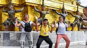 Bangkok: Tour privato a piedi dei punti salienti e dei monumenti della città