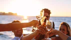 Alcanada : tour en bateau au coucher du soleil avec cava