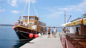 Von Baška: Tagestour auf einer traditionellen Insel mit Mittagessen