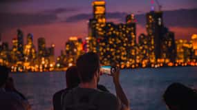 Chicago: Narrated River and Lake Cruise by Night