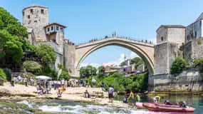 Mostar & Kravice Waterfalls: Guided Day Trip from Dubrovnik