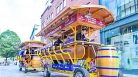 Belfast: City Centre Beer Bike Tour