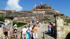 Cartagena: CITY TOUR OVERVIEW of the city Boots castle chiva
