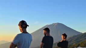 Kintamani : Yoga du lever du soleil, méditation, rituels de la terre et de l'eau