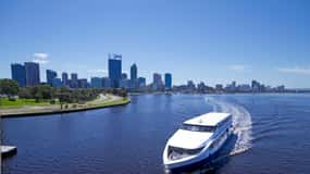 Swan River: Round-Trip Cruise from Perth or Fremantle
