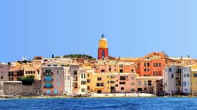 Cannes: escursione in barca lungo la costa fino a St Tropez passando per Esterel