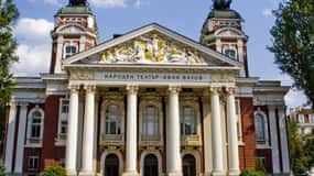 Sofia: Guided City Tour with Food Tasting