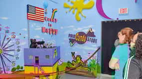 West Palm Beach: 45-Minute Candy Evolution Tour with Guide