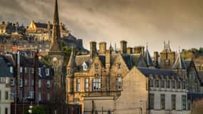 Stirling: Historical Walking Tour in Spanish