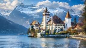 Viaje privado:Berna>Thun>Interlaken>Cuevas de San Beatus>Oberhofen
