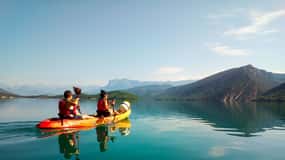 Ainsa: 3-Hour Guided Kayaking Tour on Lake Mediano