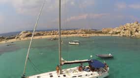 Archipelag La Maddalena: codzienna wycieczka żeglarska z lunchem