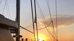 Mykonos: Sunset Boat Cruise with Light Dinner & Drinks