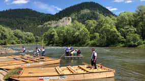 From Kraków: Dunajec River Rafting with Hotel Pickup