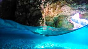 Speed boat to Dafina Bay and Haxhi Ali Cave