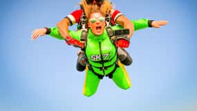 Algarve: Tandem Skydiving Adventure 15,000 to 10,000 Feet