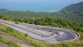 Hue: Private Transfer To/From Hoi An with Sightseeing