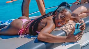 Cartagena: Cholon Island Boat PARTY with DJ and Lunch