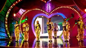 Bollywood Filmcity tour with Dance show.