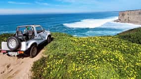 Excursion en jeep vers les mystères du Cap Espichel et les plages sauvages