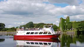 Galway: Scenic Cruise of Corrib River and Lake