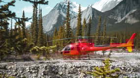 Canadian Rockies: Private Helicopter Tour and Hike for Two