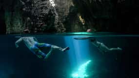 Cabo Kamenjak: Passeio de caiaque pelas cavernas do mar