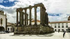 Lisboa: Tour Privado Évora com Prova de Vinhos na Cartuxa