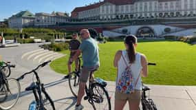 En bici por los lugares más destacados de Varsovia con vistas pintorescas