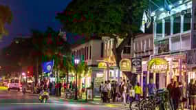 Tour a piedi per soli adulti del lato oscuro di Key West