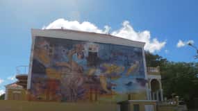 Willemstad: Punda Shops and Mambo Beach City Tour