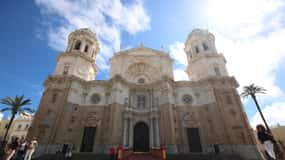 Desde Sevilla: Excursión privada de un día a Cádiz con guía