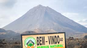 São Filipe: Vulcão do Fogo com Prova de Vinhos e Queijos