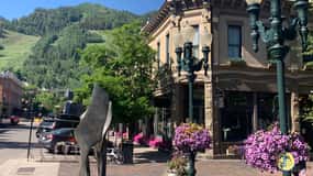 Aspen: City Highlights Walking Tour