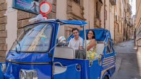 Private Photographer Shooting + Sightseeing & Tasting Tour