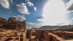 Al-Ula: Dadan & Jabal Ikmah Tour mit optionaler Abholung