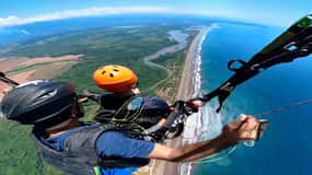 Jaco: 1500ft Tandem Paragliding Flight with Beach Views