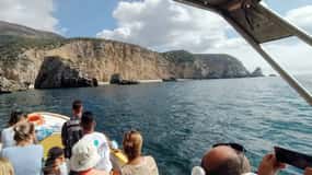 From Sesimbra: Ribeira do Cavalo Beach and Caves Boat Tour