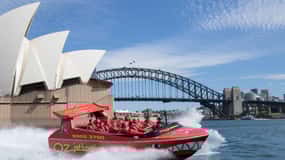 Sydney: Jet Boat Adventure Ride from Circular Quay