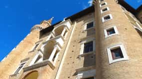 Urbino private tour: the renaissance town of Raffaello