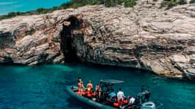 Zadar: Kornati, Schiffswrack Sakarun, Golubinka, Tour mit dem Schnellboot
