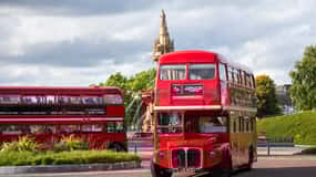 Edinburgh - Vintage Bus Tour Vintage Busstur med Afternoon Tea eller Gin