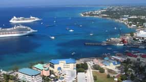 George Town: Historical Tour & Pedro St. James Entry Ticket