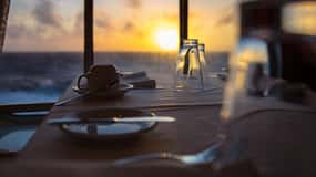 Sharm El Sheikh: Dinner-Kreuzfahrt mit optionalem Privattransfer