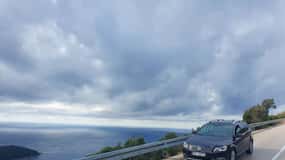 Desde Kotor: Traslado al aeropuerto o a la ciudad de Podgorica